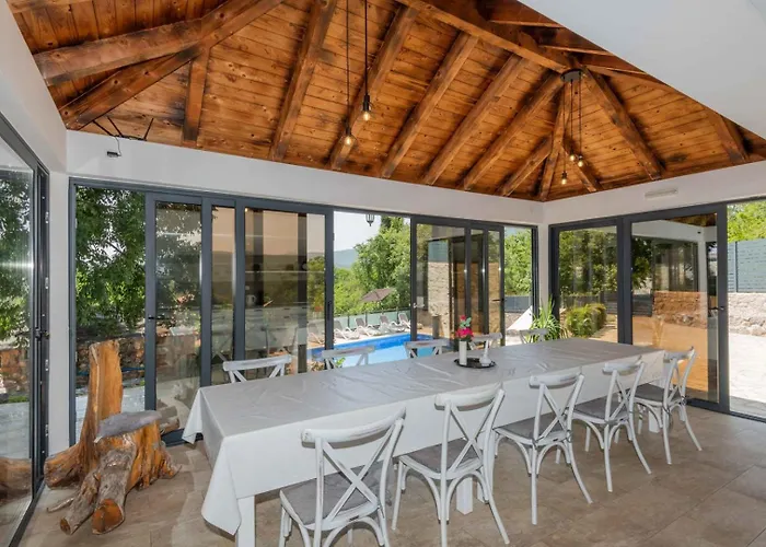 Heritage Harmony With Private Pool Villa *